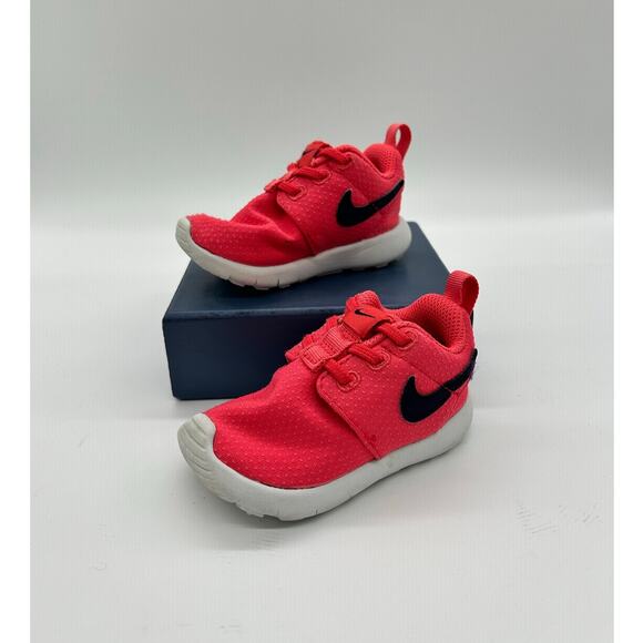 Nike Roshe One Ember Pink Baby Athletic Sneaker Running Outdoor Shoes 4C - Picture 1 of 7